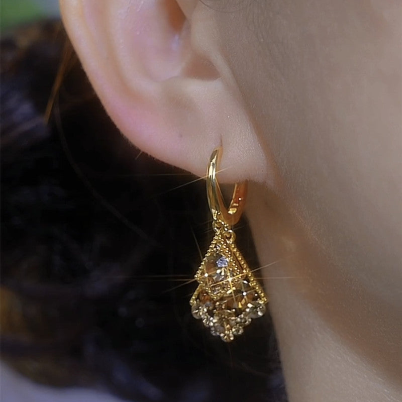 Maillard Brown Zircon Crystal Rhombus Earrings